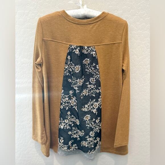 LOGO BY LORI GOLDSTEIN | Mustard V-Neck Tunic Top Lace Hem & Floral Back | XS - Picture 5 of 7